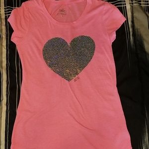 Justice t-shirt with heart decor